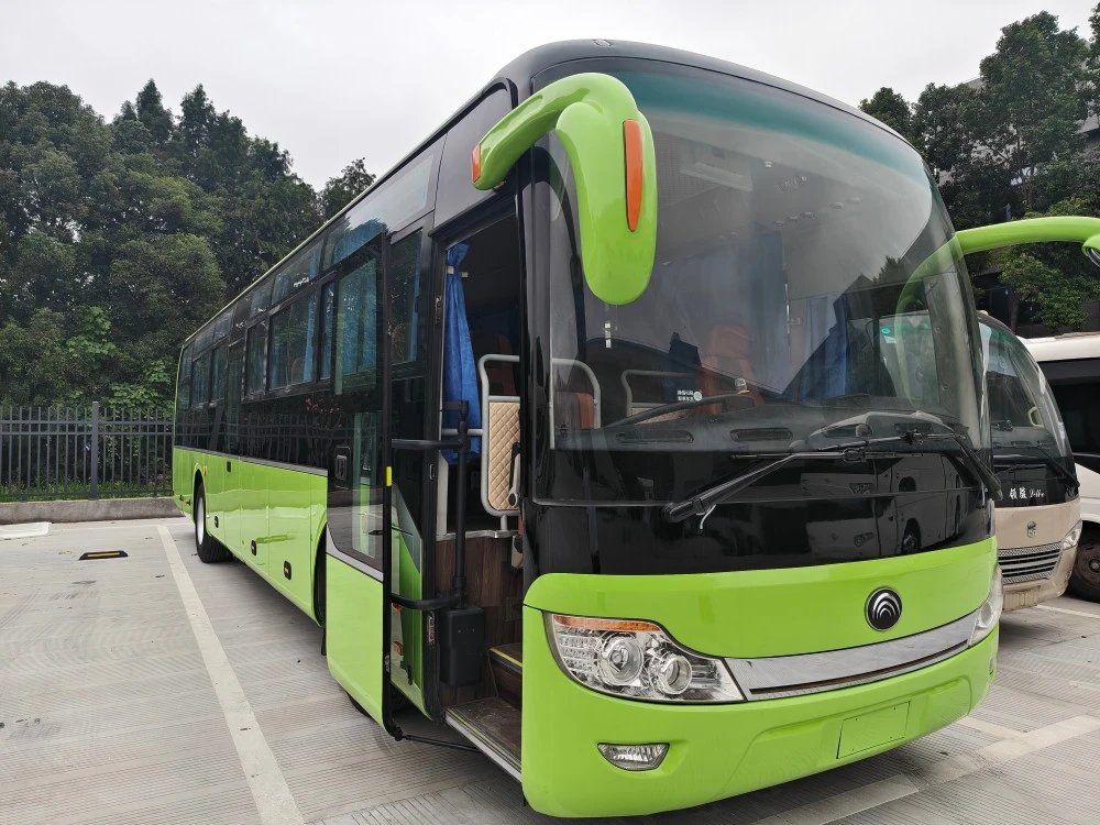 Yutong 12m yayi amfani da bas din Diesel