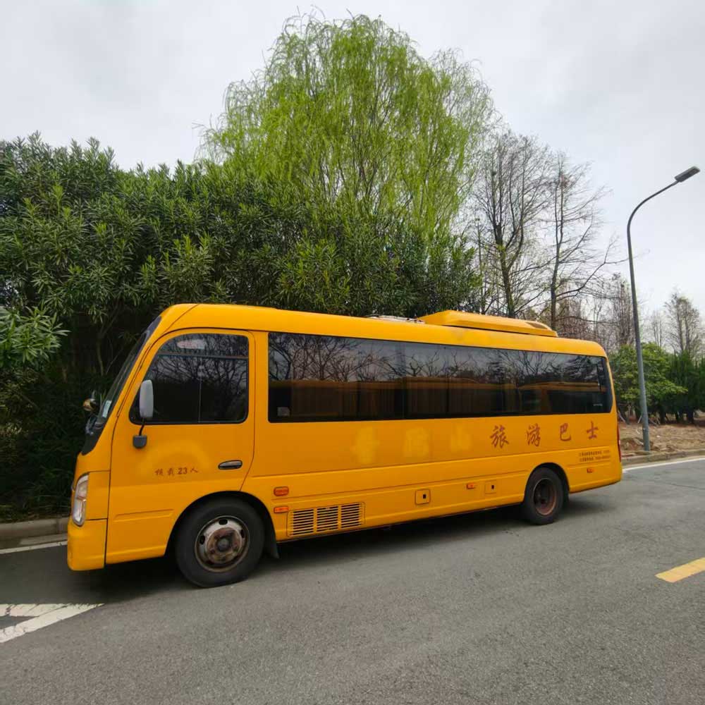 Hyundai Kangendi 23 Kujerun Diesel An yi amfani da bas