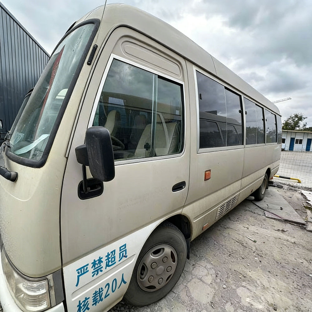 Kujeru 20 Bus Mai Hannu Na Biyu