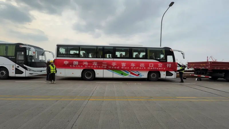 Kasar China Honglong Ta Takowa Da Motocin Fasinjoji Da Aka Yi Amfani Da Su Zuwa Najeriya: Motocin Yutong Goma Sun Yi Nasarar Tashi Tashar Jirgin Ruwa.