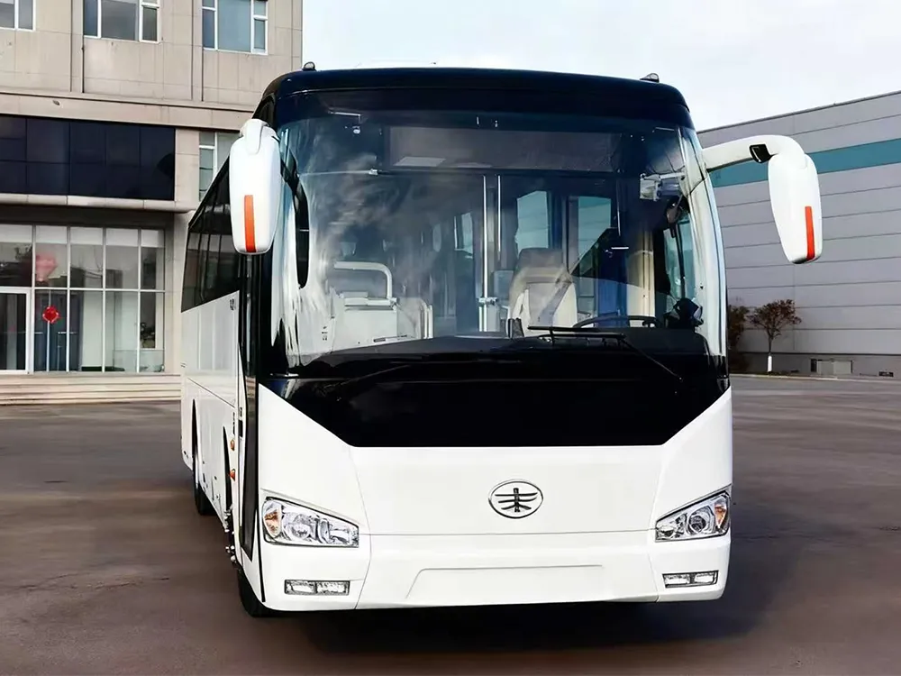 An Yi Amfani da Bus ɗin Wutar Lantarki Tsantsar vs. Bus ɗin Diesel da Aka Yi Amfani da shi—Wane A Haƙiƙa Wanne Zai Baku Mafi Kyau Jimlar Kudin Mallaka Sama da Shekaru Biyar?