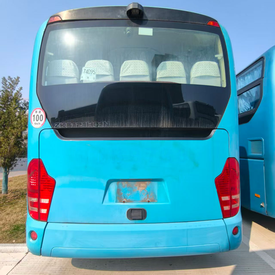 Yutong Kujeru 65 Diesel An Yi Amfani da Bus 1