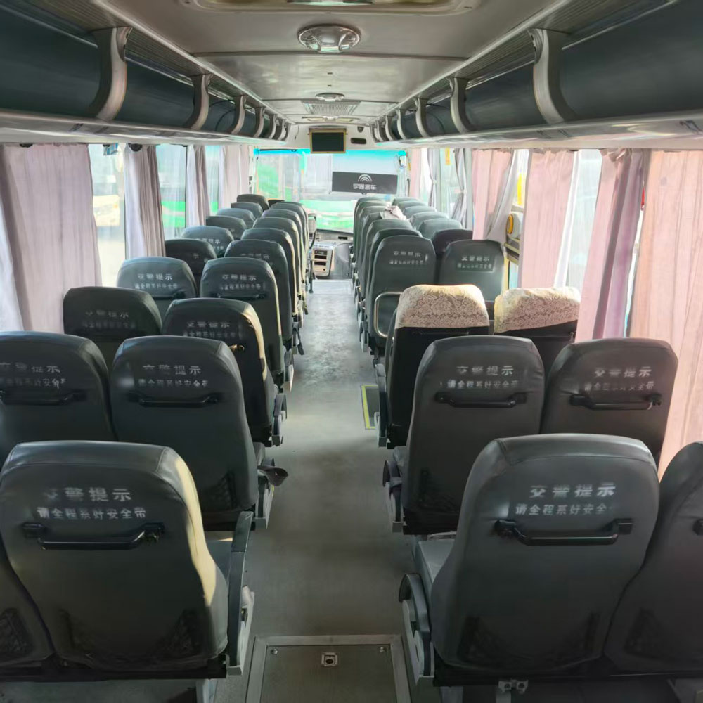 Bus na Hannu na Biyu 53 Kujeru