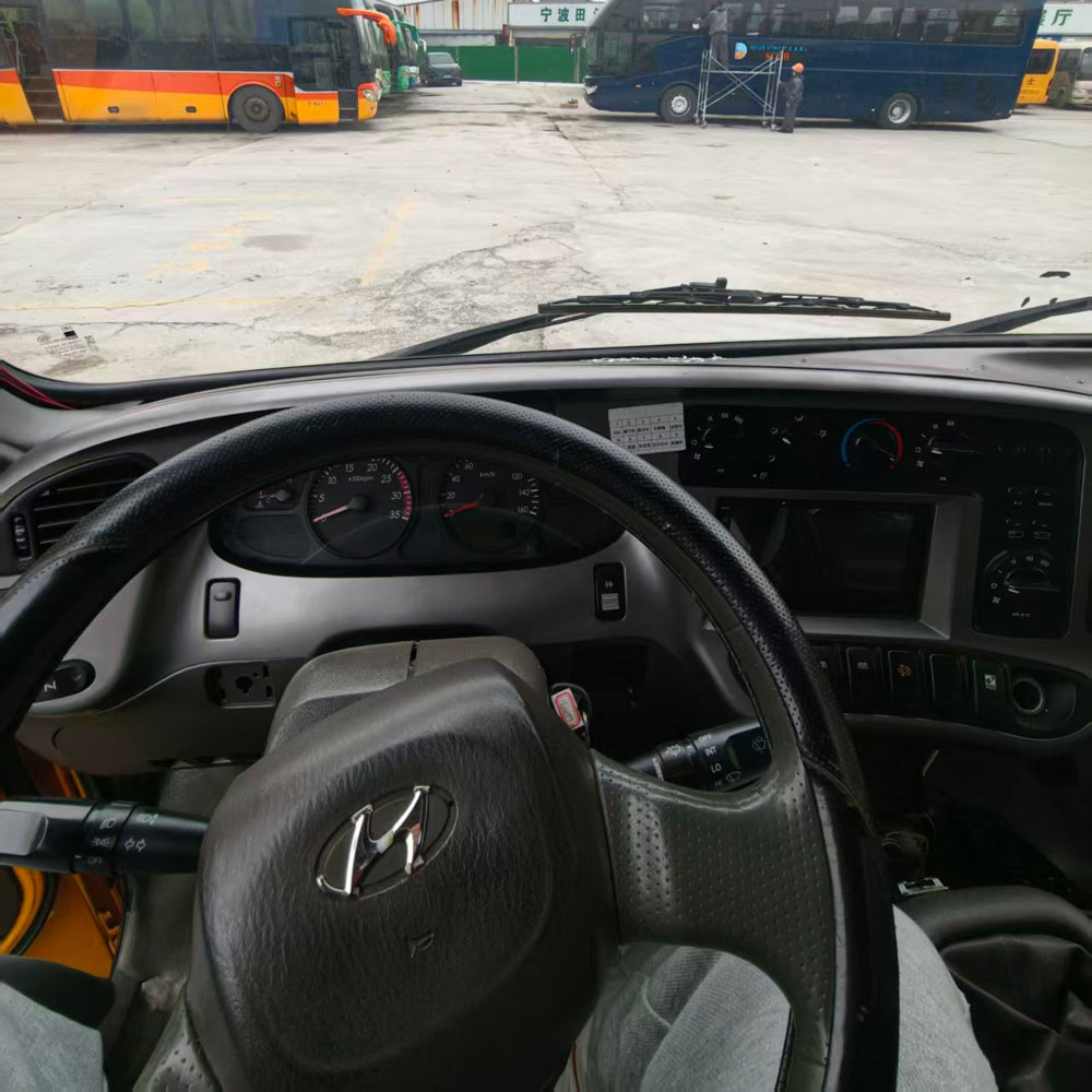 Hyundai Kangendi 23 Kujerun Diesel An yi amfani da bas