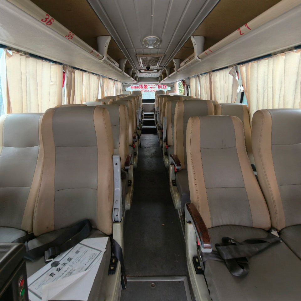 Neoplan 37 Kujeru Diesel Mos Amfani