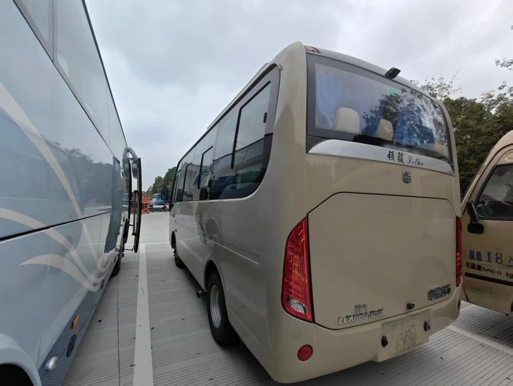 Zhongtong 6m yayi amfani da bas din Diesel